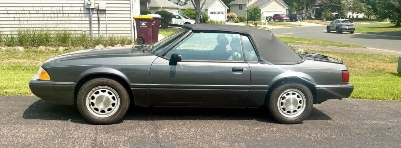 1989 Ford Mustang LX