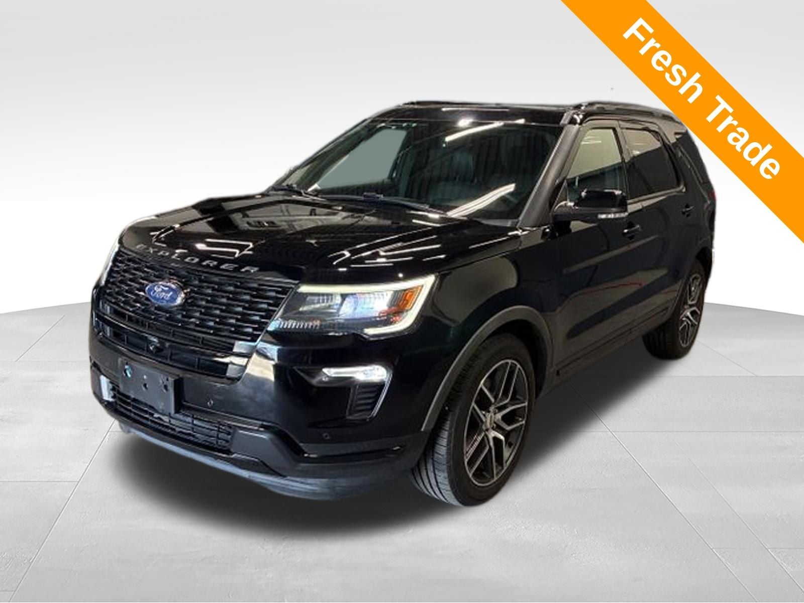2018 Ford Explorer Sport w/ Panoramic Moonroof