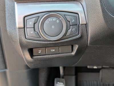 2018 Ford Explorer Sport w/ Panoramic Moonroof