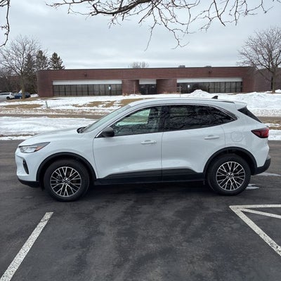 2023 Ford Escape Hybrid Active