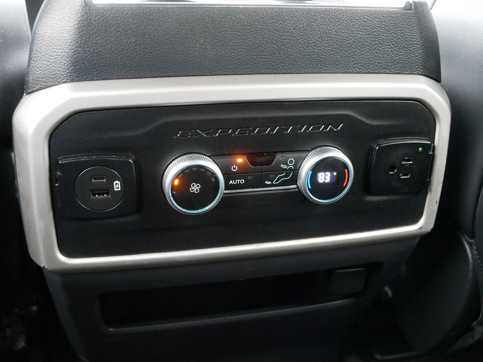 2022 Ford Expedition Max XLT