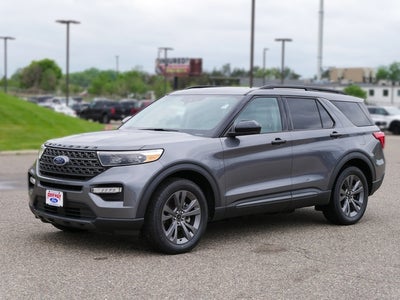 2021 Ford Explorer XLT Sport Appearance w/ Panoramic Roof and Co-Pilot As