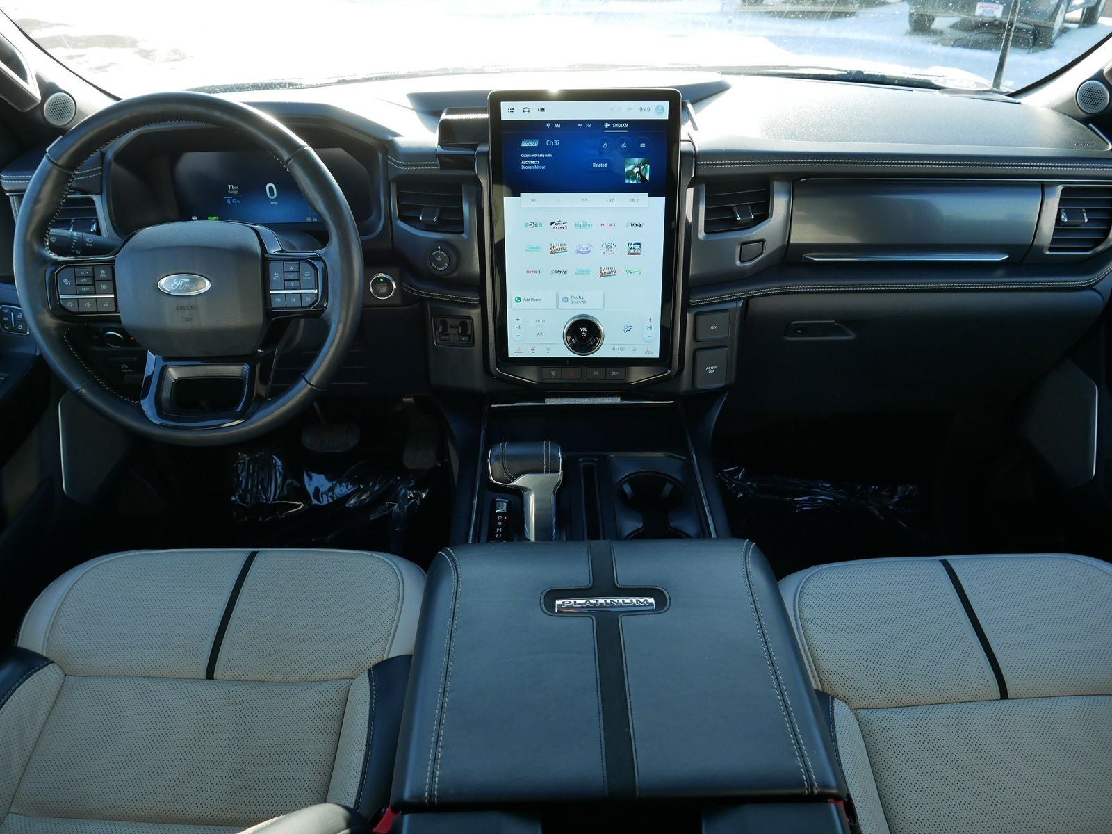 2022 Ford F-150 Lightning Platinum