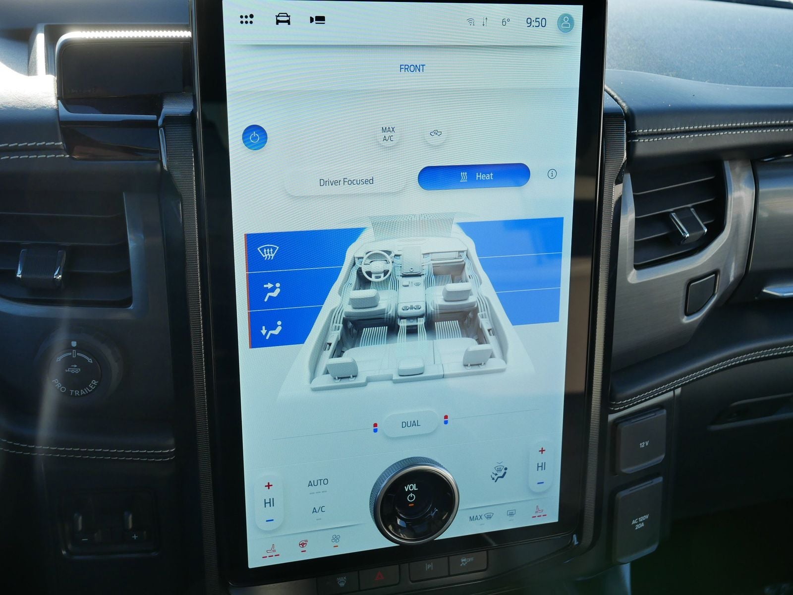 2022 Ford F-150 Lightning Platinum