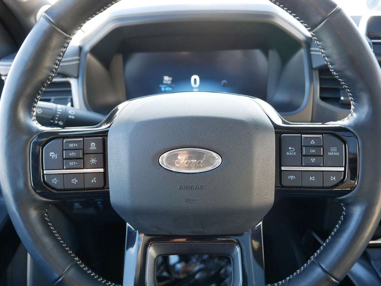 2022 Ford F-150 Lightning Platinum