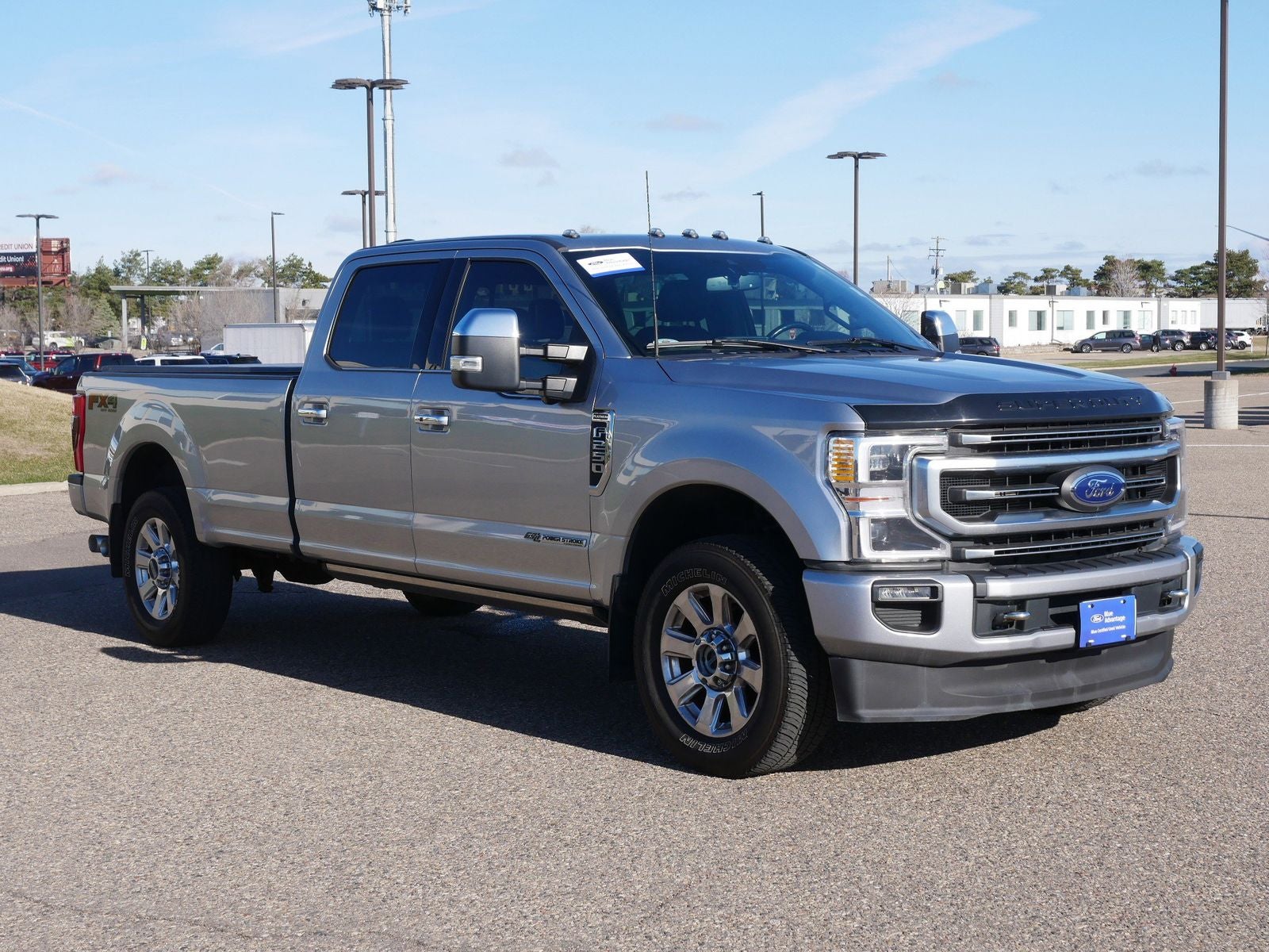 2022 Ford F-250SD Platinum w/ Panoramic Moonroof