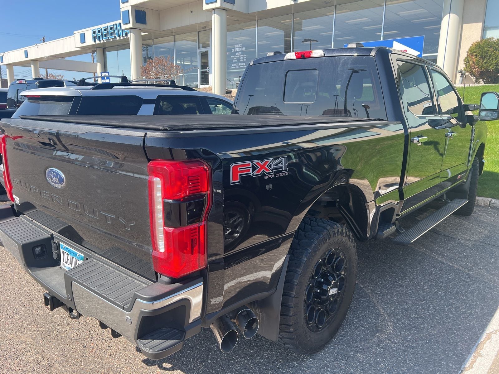 2025 Ford F-350SD Lariat Ultimate Package
