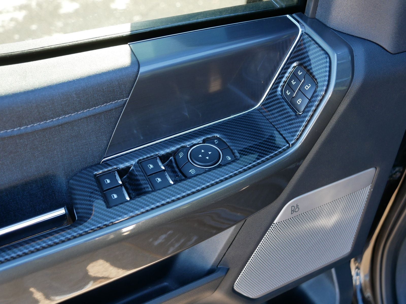 2023 Ford F-150 Lariat Black Appearance