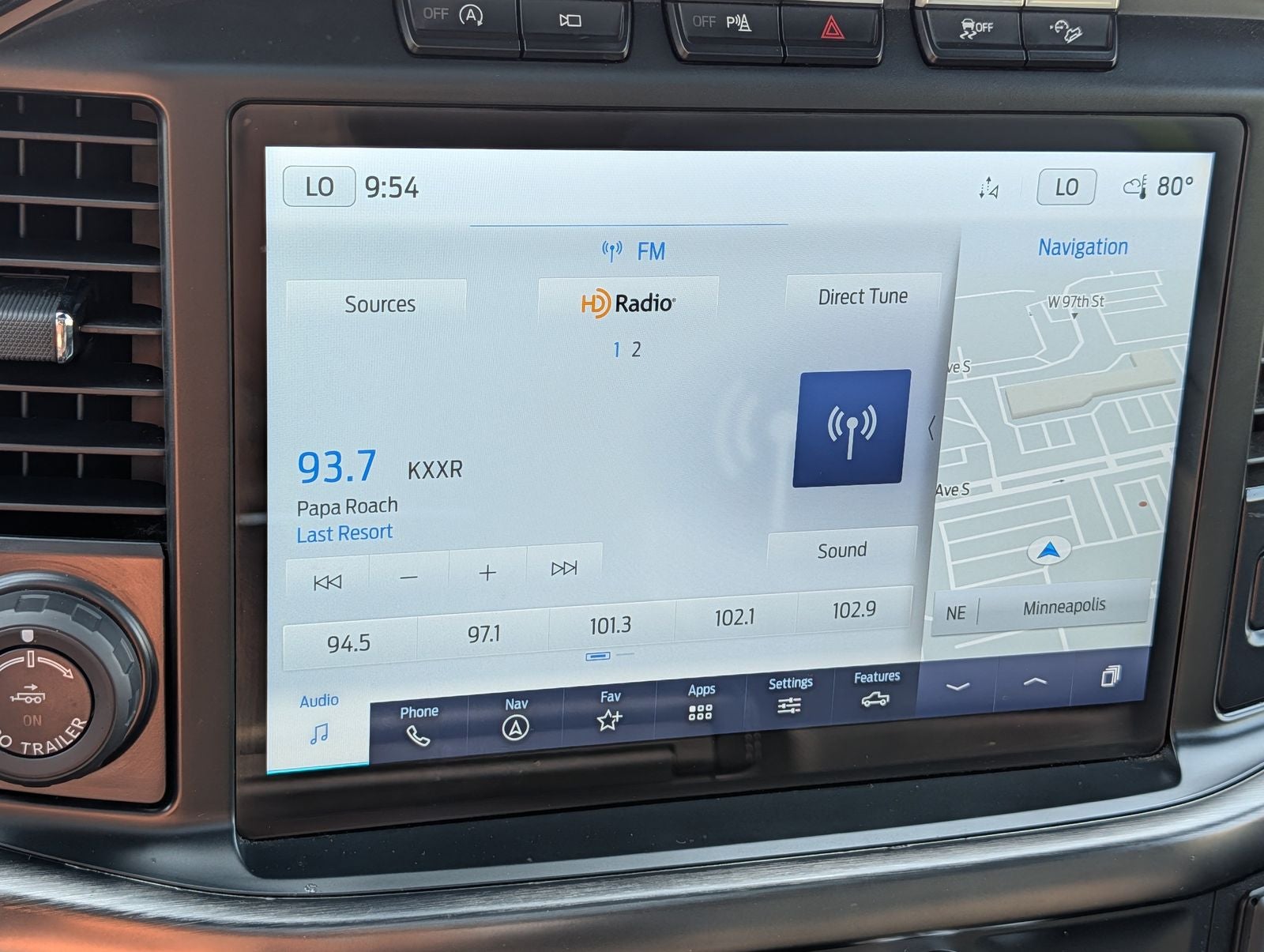 2023 Ford F-150 Lariat 5.0 V8 w/ Panoramic Roof