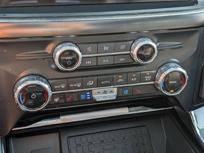 2023 Ford F-150 Lariat 5.0 V8 w/ Panoramic Roof