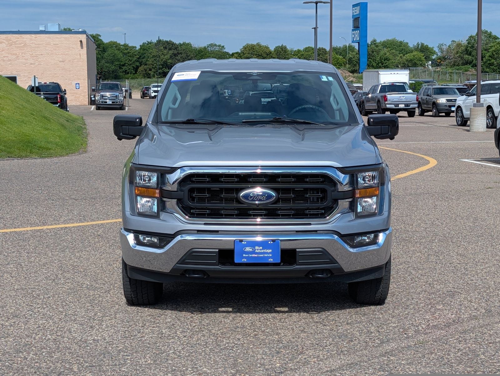 2023 Ford F-150 XLT 5.0 V8
