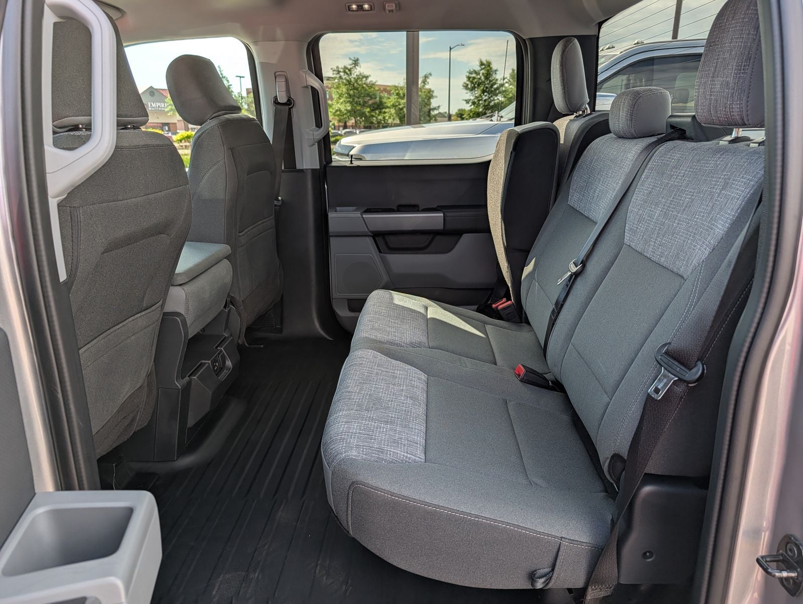 2023 Ford F-150 XLT 5.0 V8