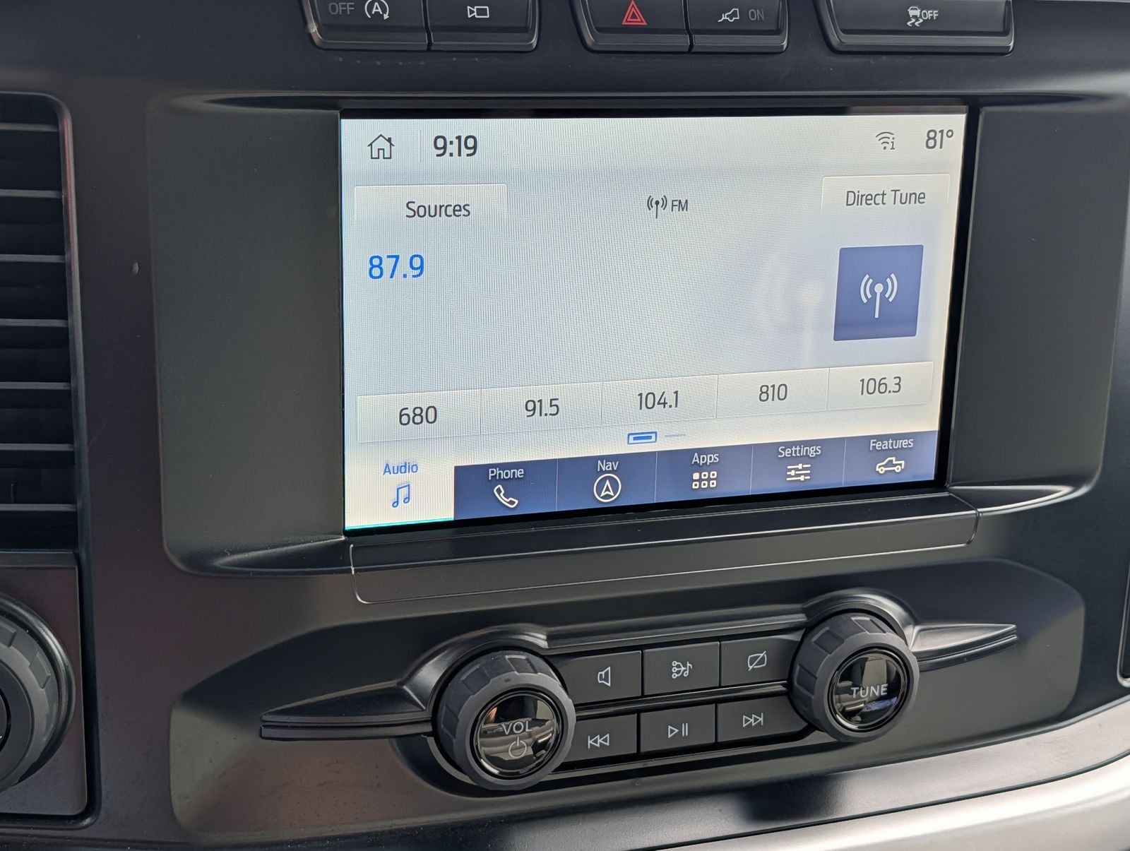2023 Ford F-150 XLT 5.0 V8