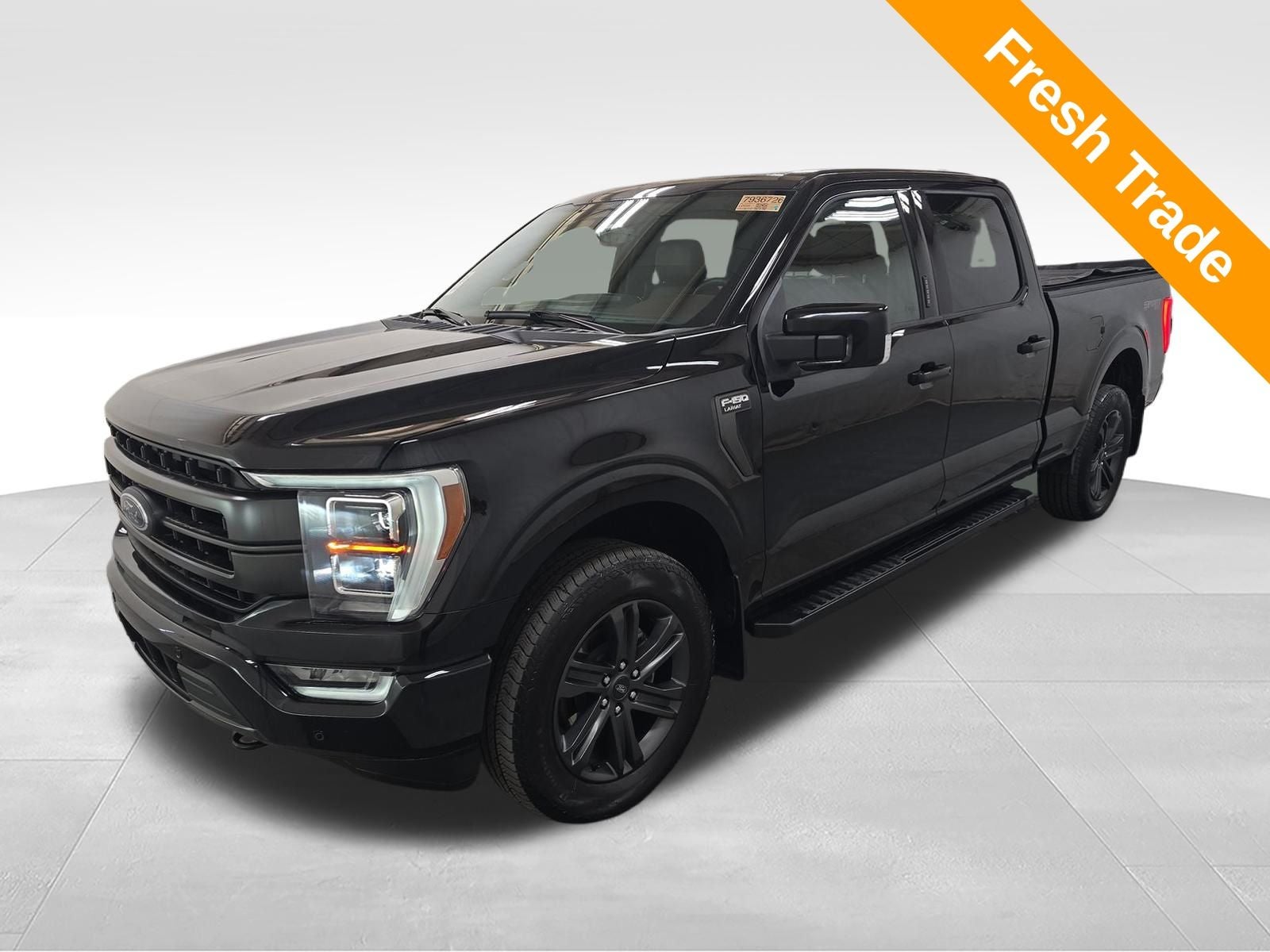 2023 Ford F-150 Lariat w/ Panoramic Moonroof