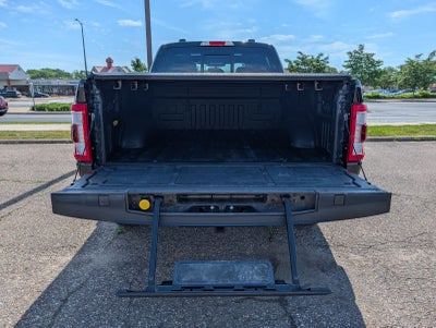 2023 Ford F-150 Lariat w/ Panoramic Moonroof