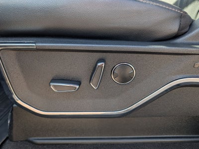 2023 Ford F-150 Lariat w/ Panoramic Moonroof