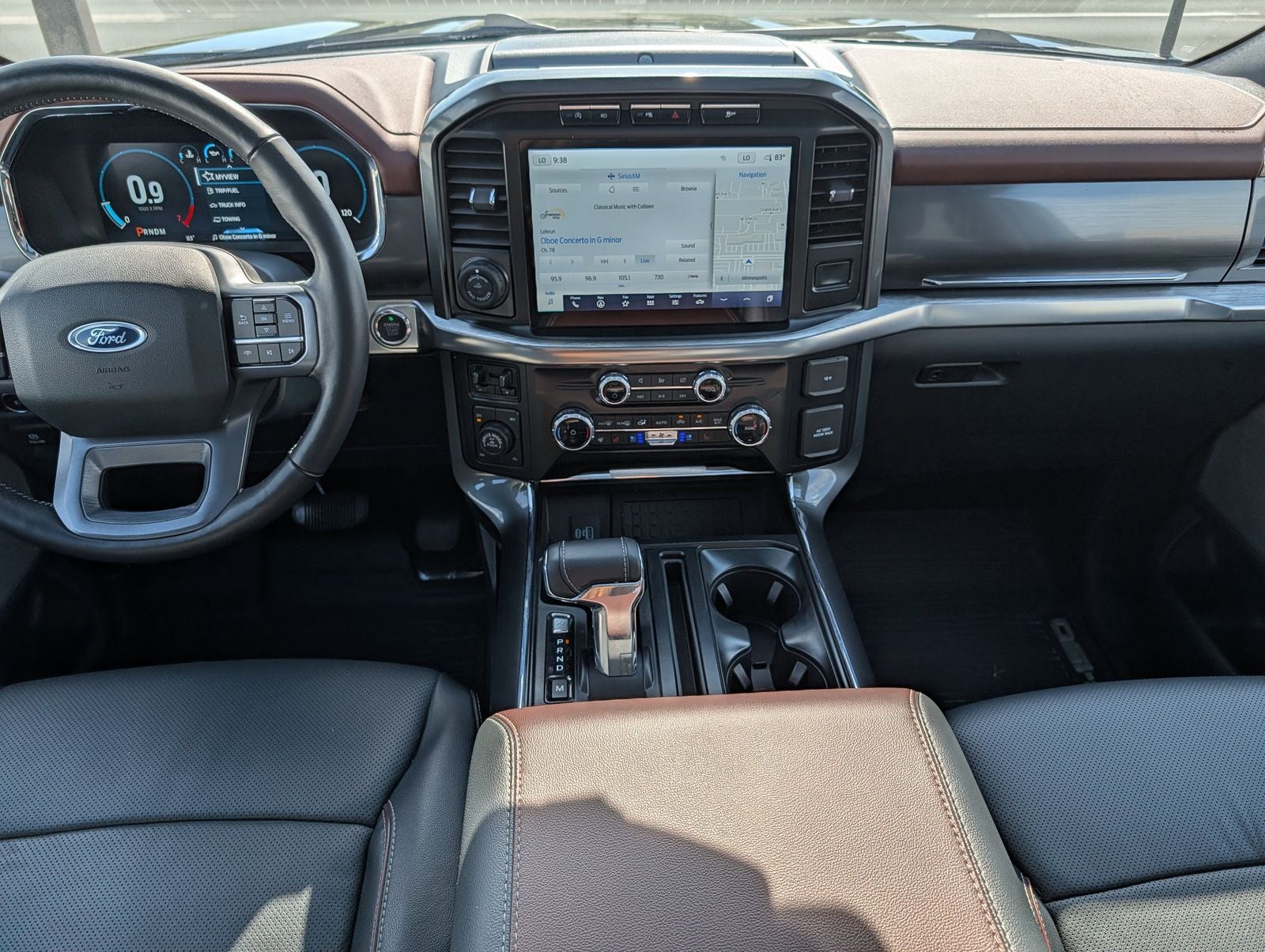 2023 Ford F-150 Lariat w/ Panoramic Moonroof
