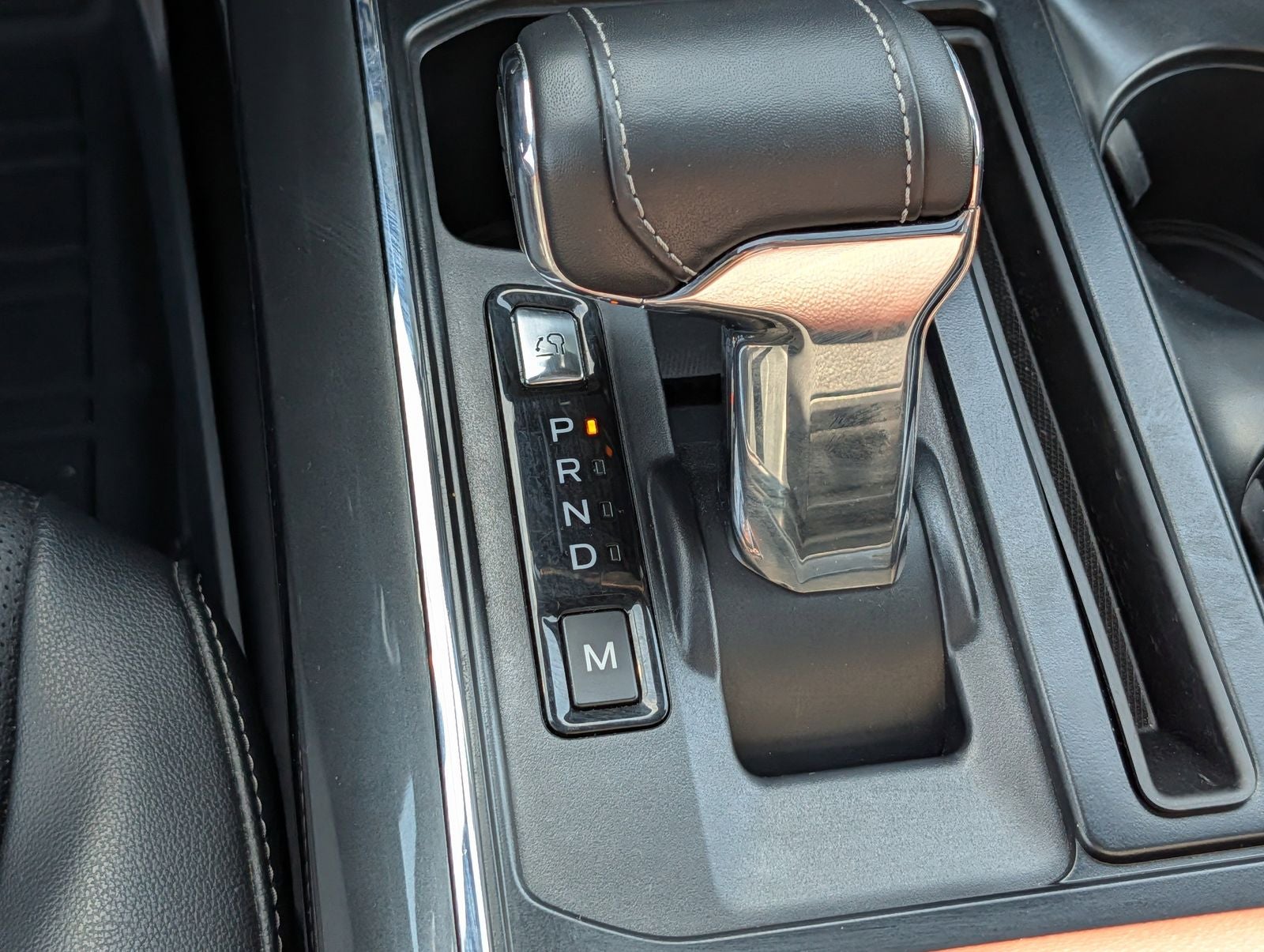2023 Ford F-150 Lariat w/ Panoramic Moonroof