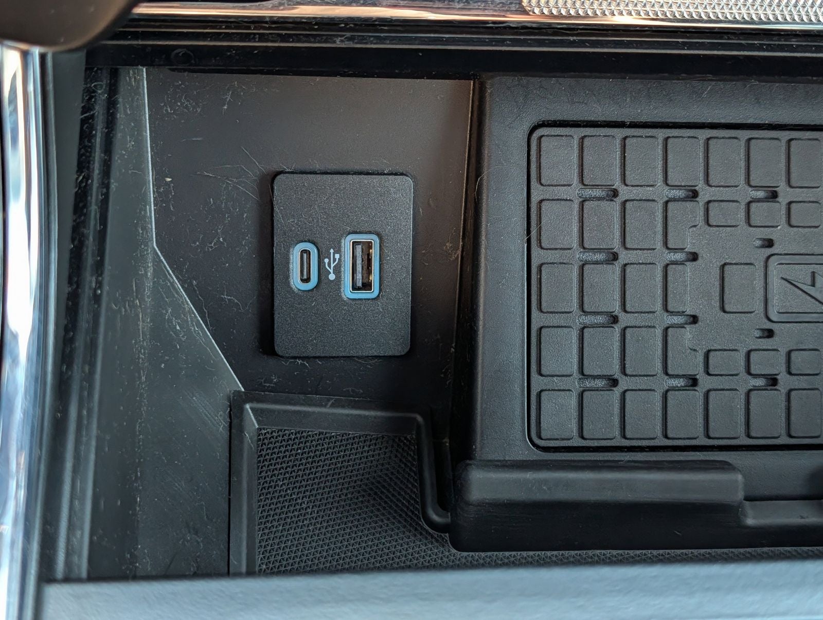 2023 Ford F-150 Lariat w/ Panoramic Moonroof