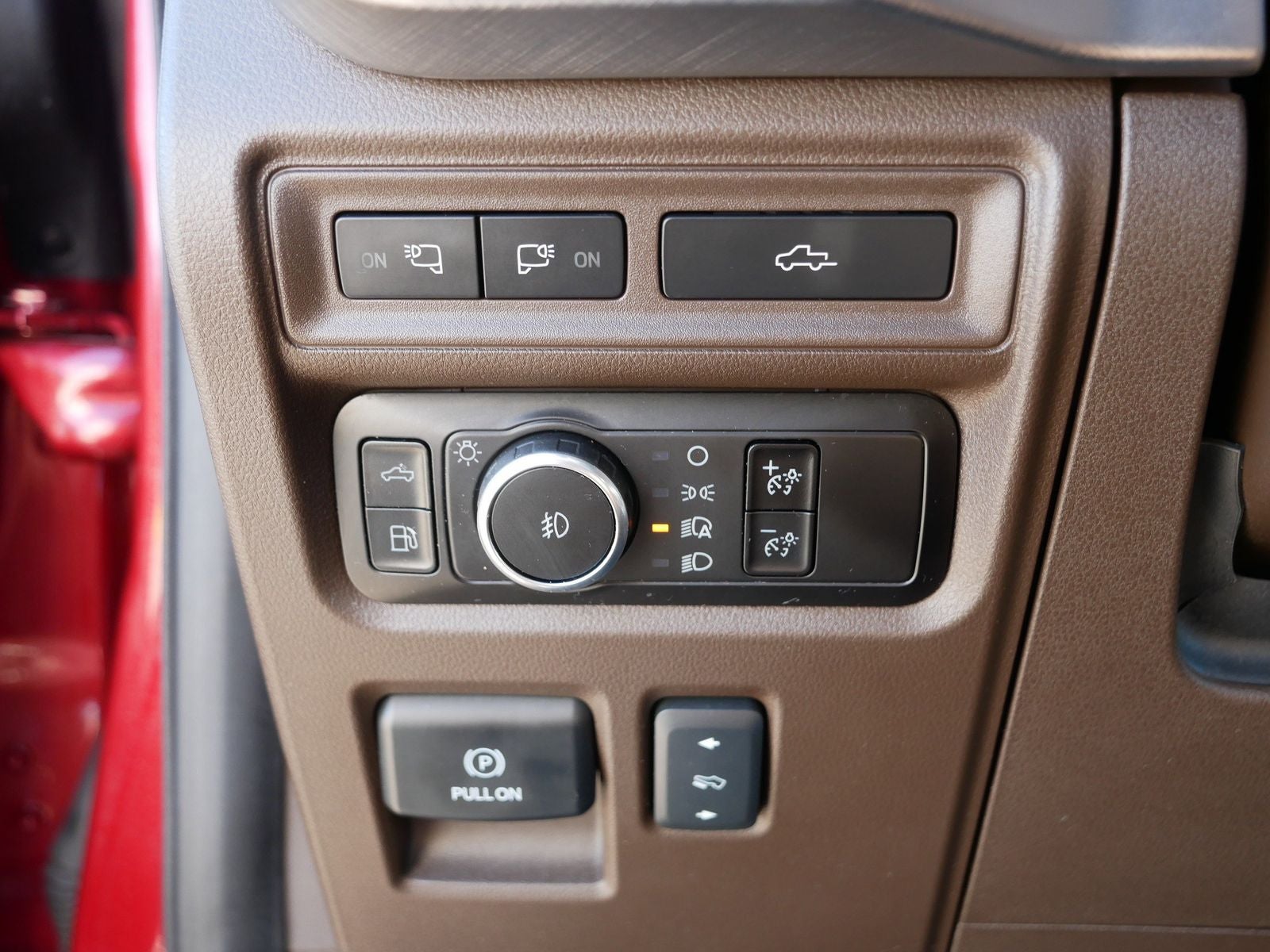 2023 Ford F-150 King Ranch w/ Panoramic Moonroof
