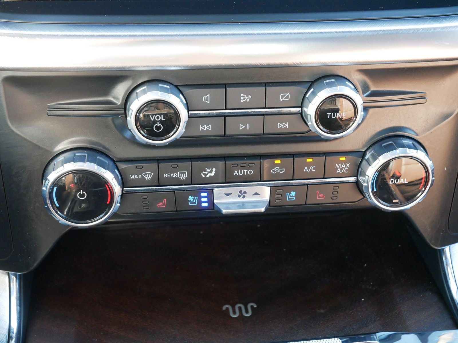 2023 Ford F-150 King Ranch w/ Panoramic Moonroof