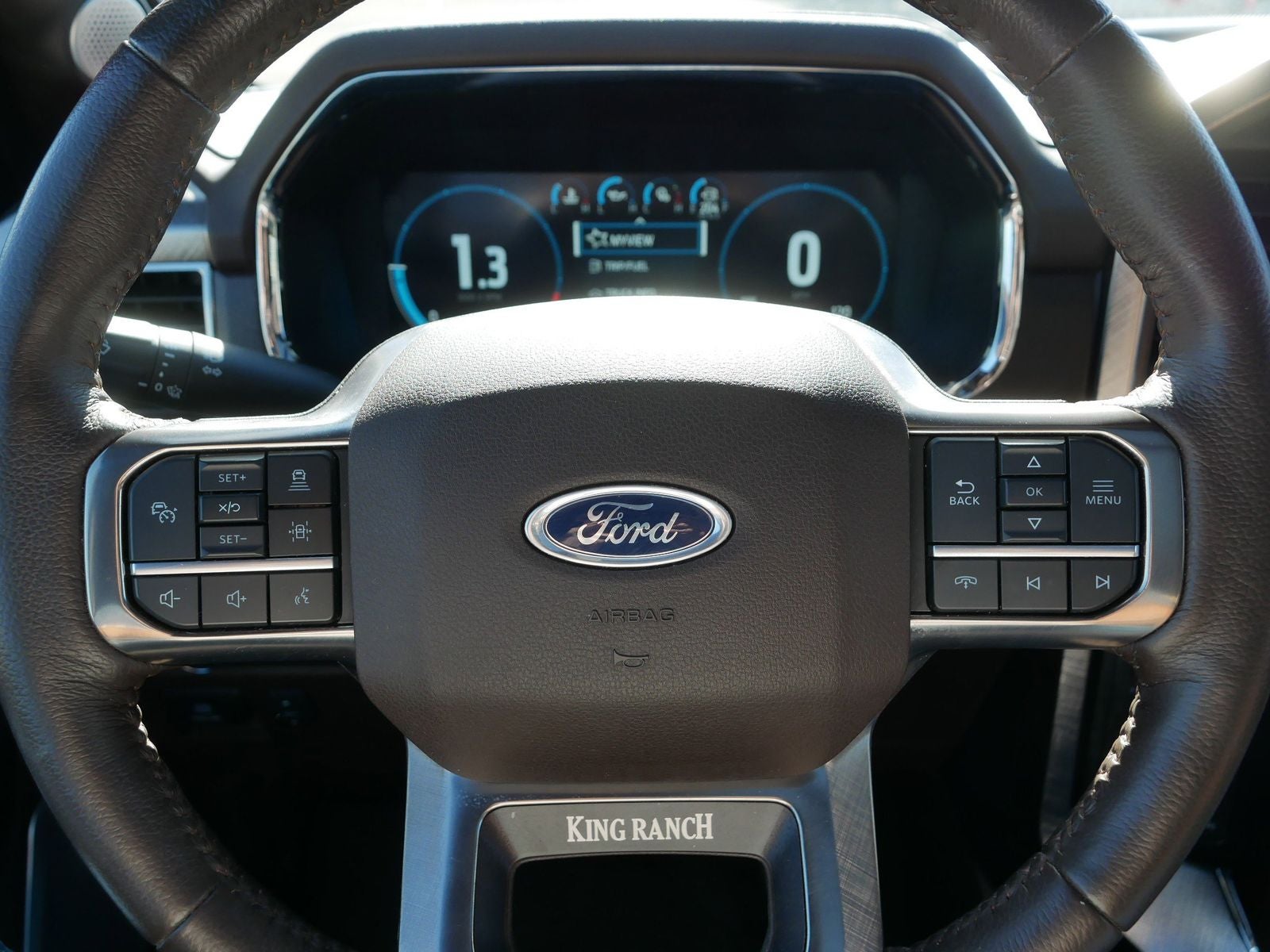2023 Ford F-150 King Ranch w/ Panoramic Moonroof