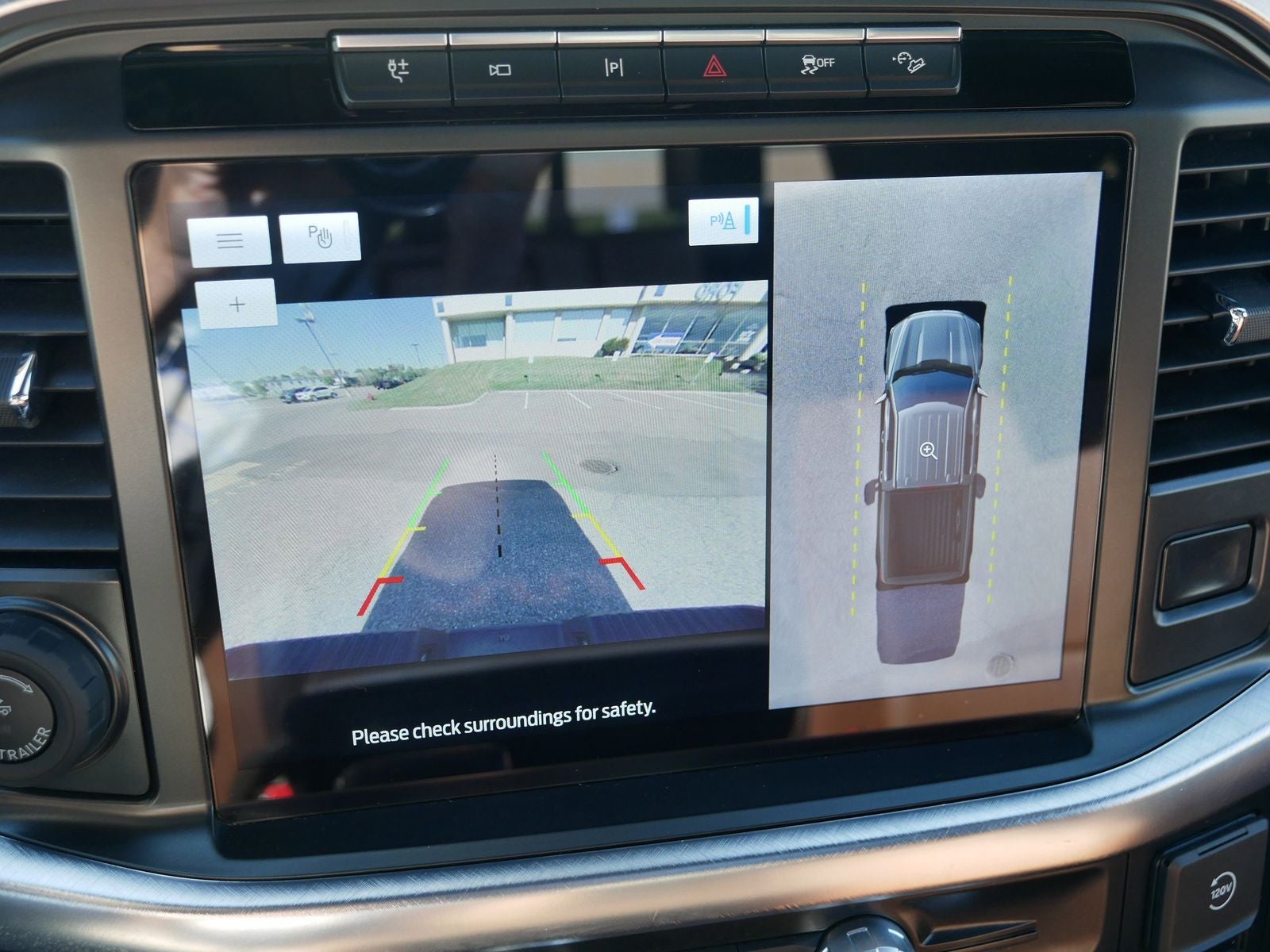 2023 Ford F-150 King Ranch w/ Panoramic Moonroof