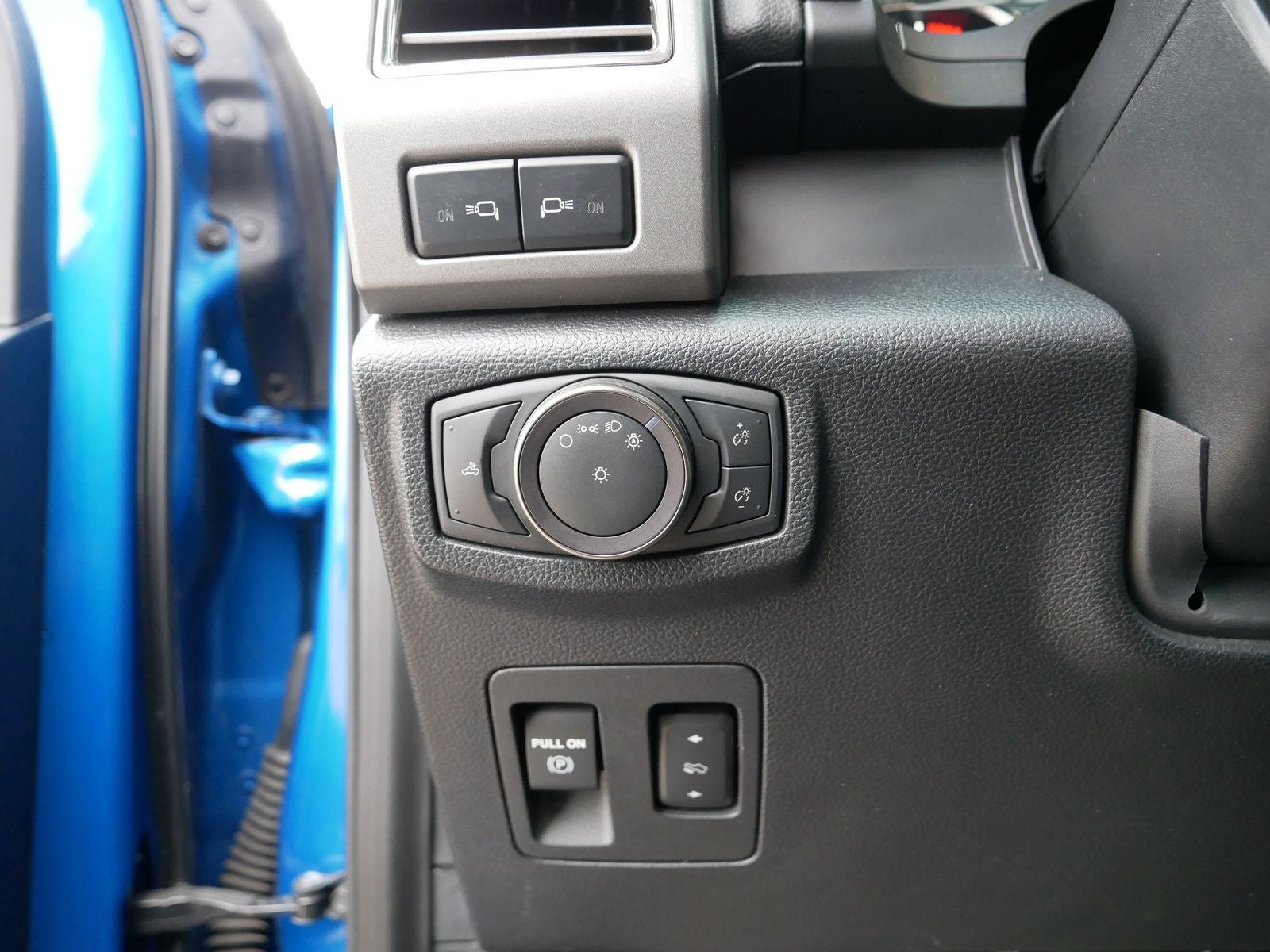 2019 Ford F-150 Raptor w/ Panoramic Moonroof