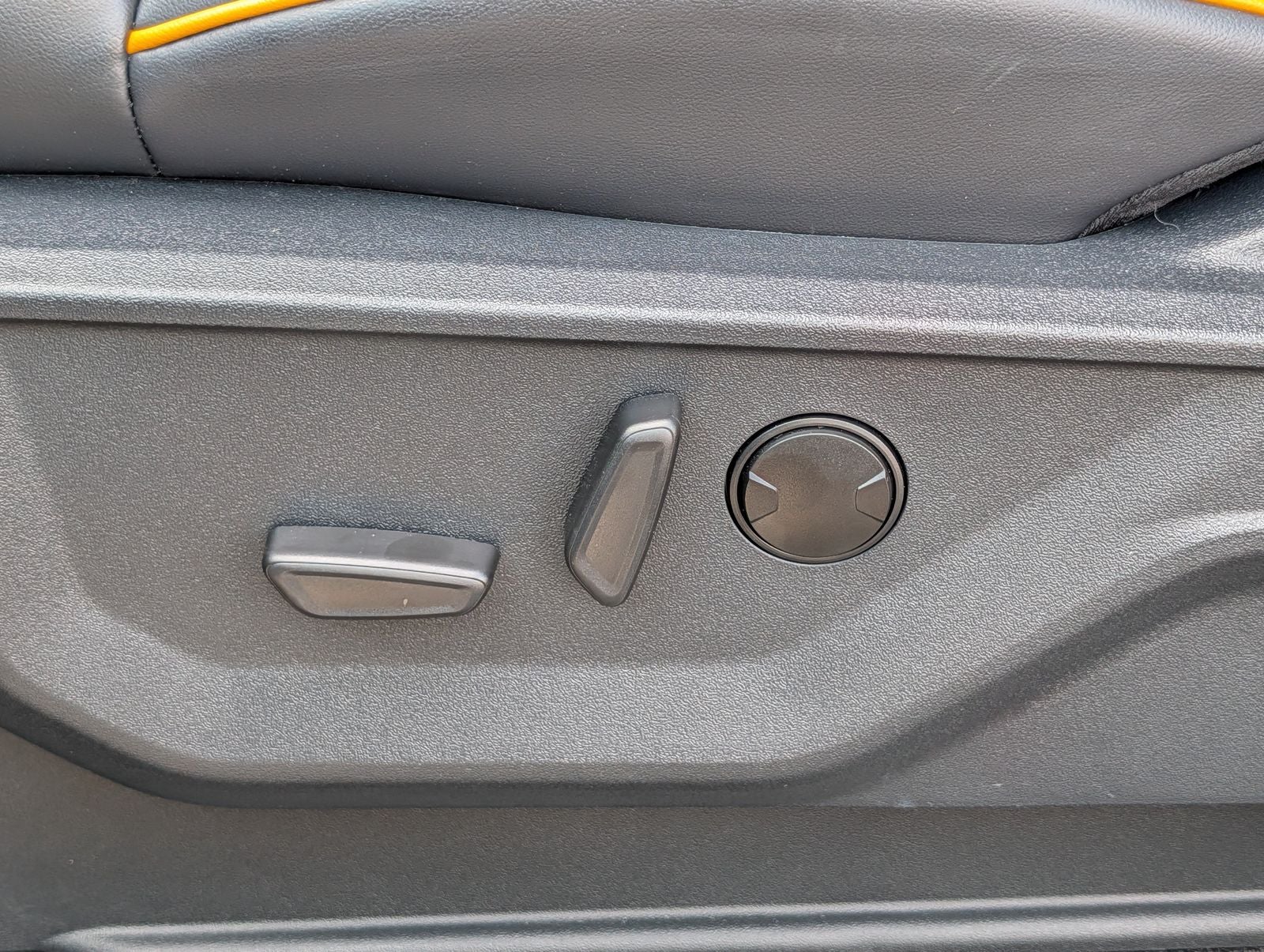 2025 Ford F-150 Tremor w/ Panoramic Moonroof