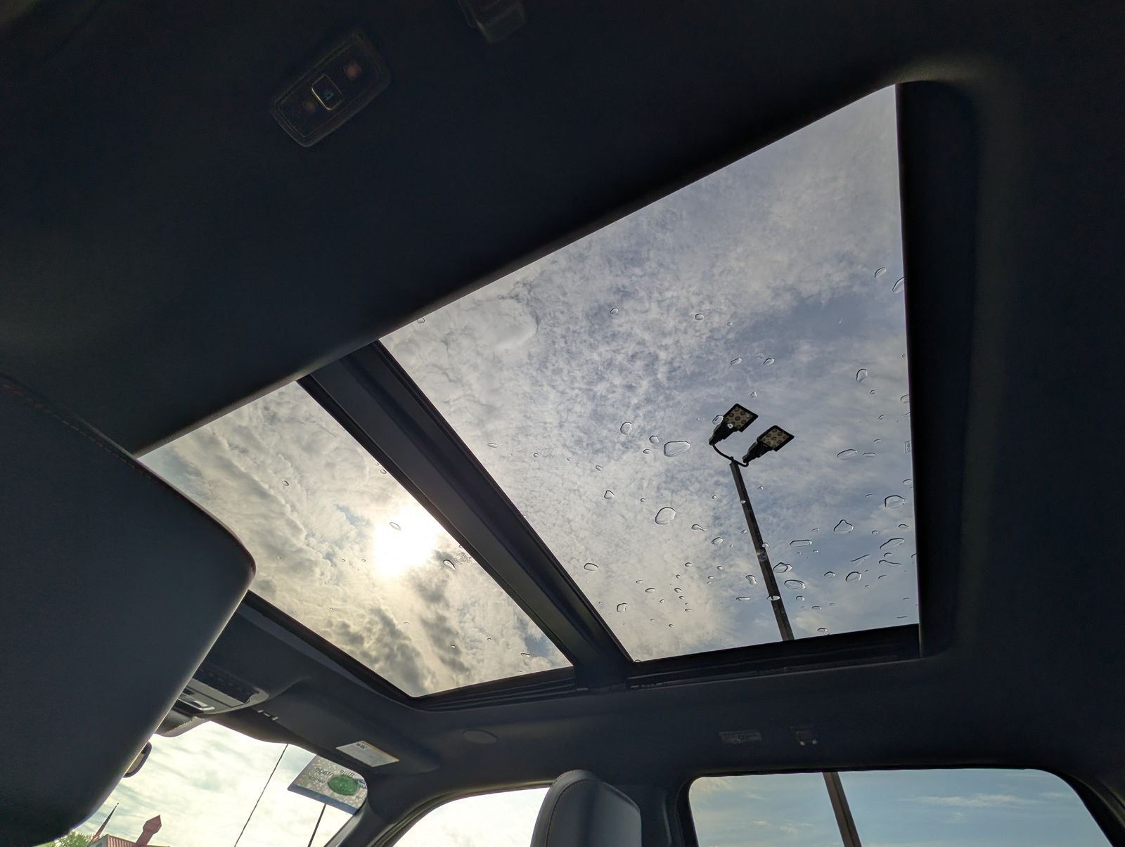 2025 Ford F-150 Tremor w/ Panoramic Moonroof