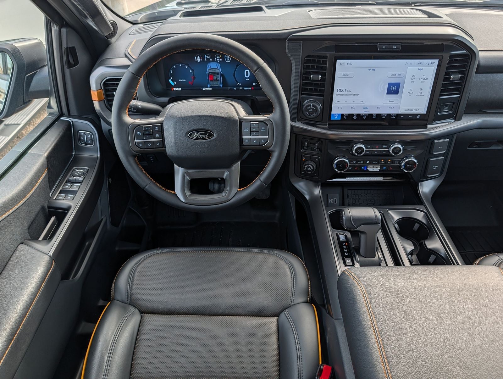 2025 Ford F-150 Tremor w/ Panoramic Moonroof