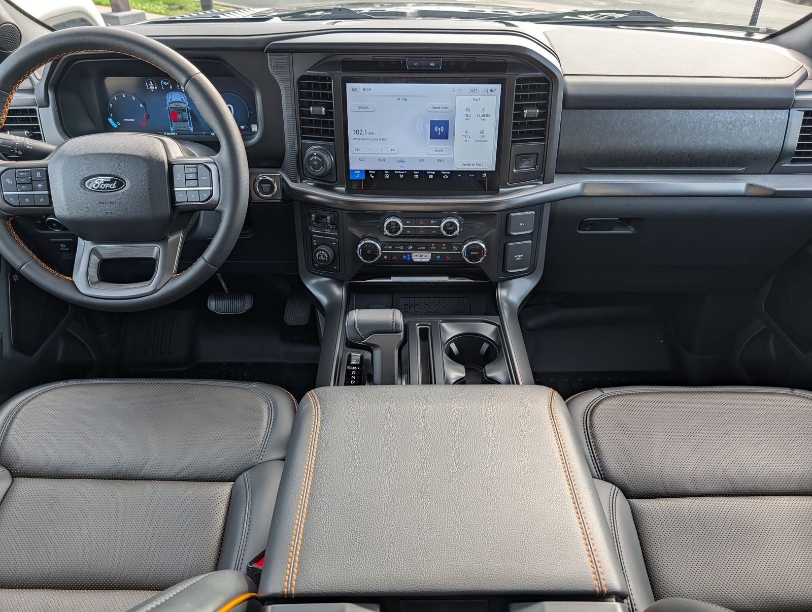2025 Ford F-150 Tremor w/ Panoramic Moonroof