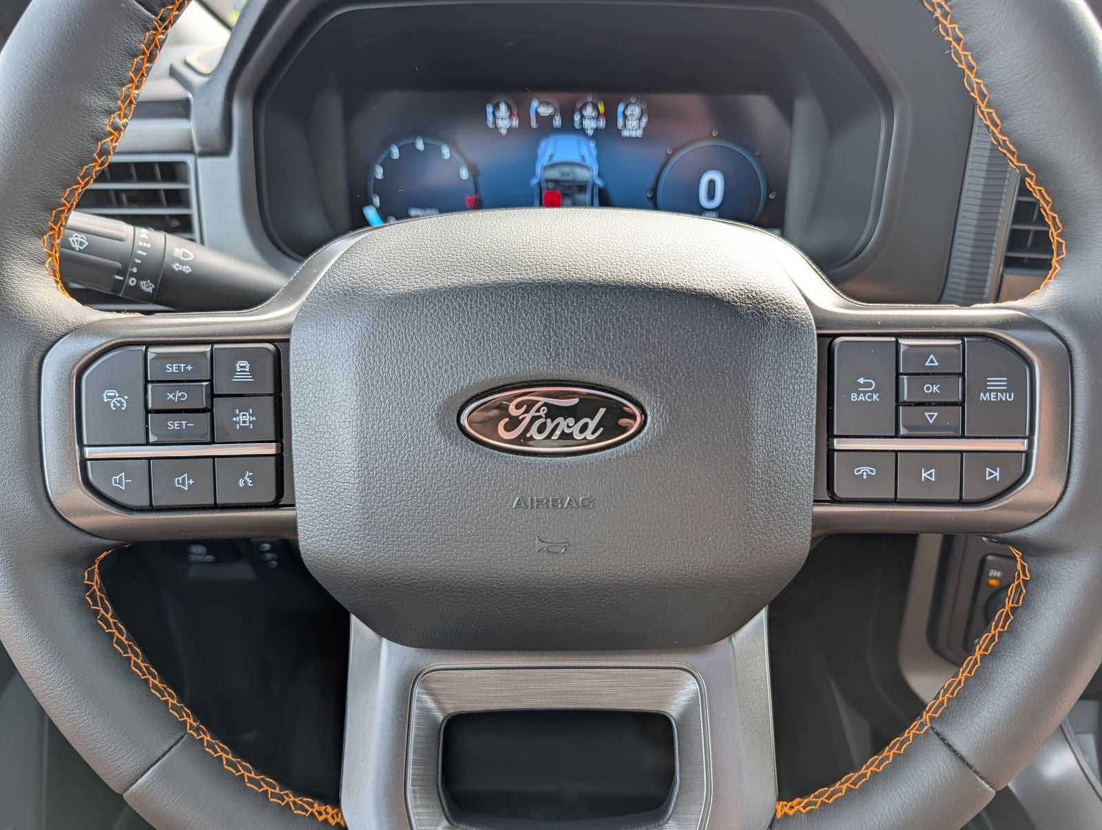 2025 Ford F-150 Tremor w/ Panoramic Moonroof