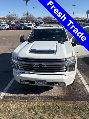 Used 2020 Chevrolet Silverado 2500HD High Country with VIN 1GC4YRE77LF168997 for sale in Minneapolis, Minnesota