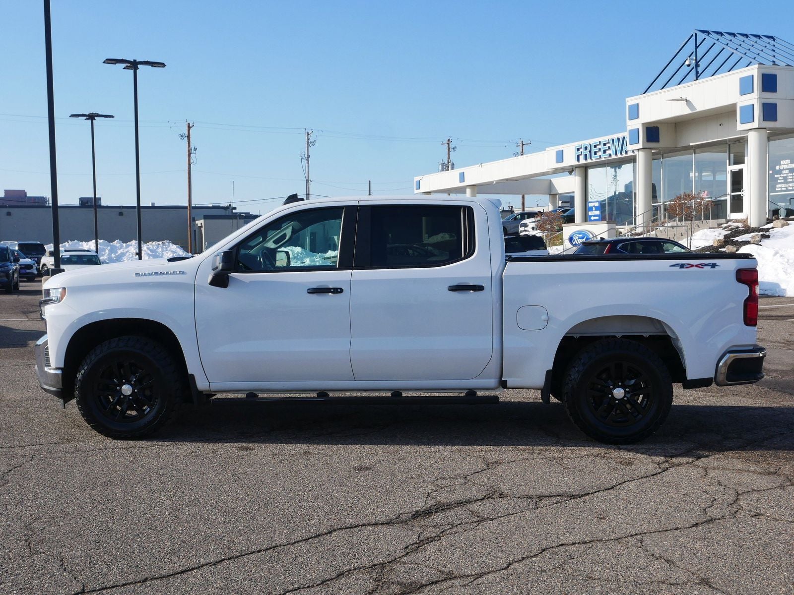 Used 2022 Chevrolet Silverado 1500 Limited LT with VIN 1GCPYDEK6NZ140842 for sale in Minneapolis, Minnesota