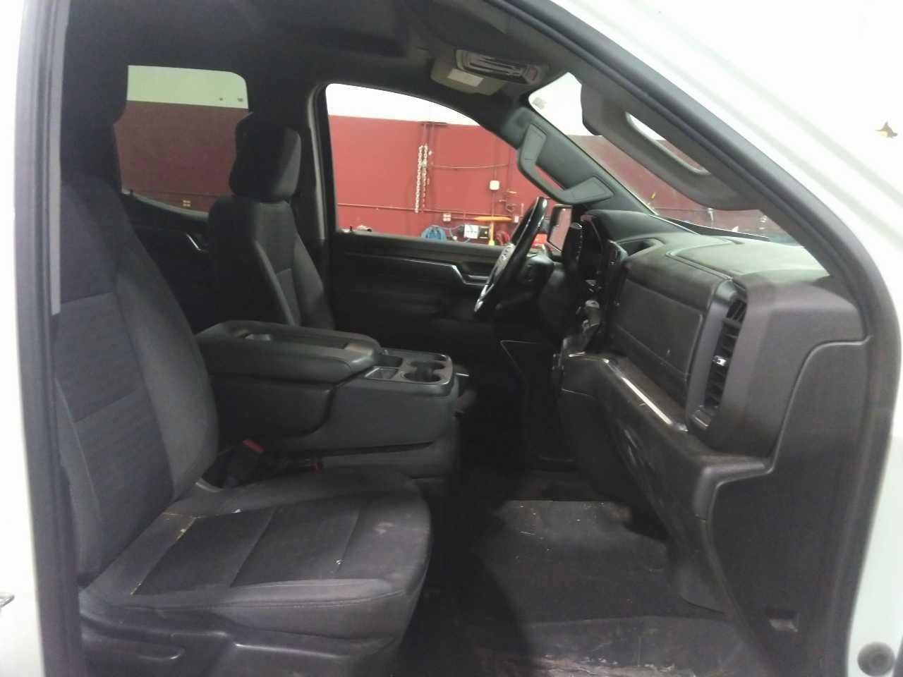 2023 Chevrolet Silverado 1500 LT LT1