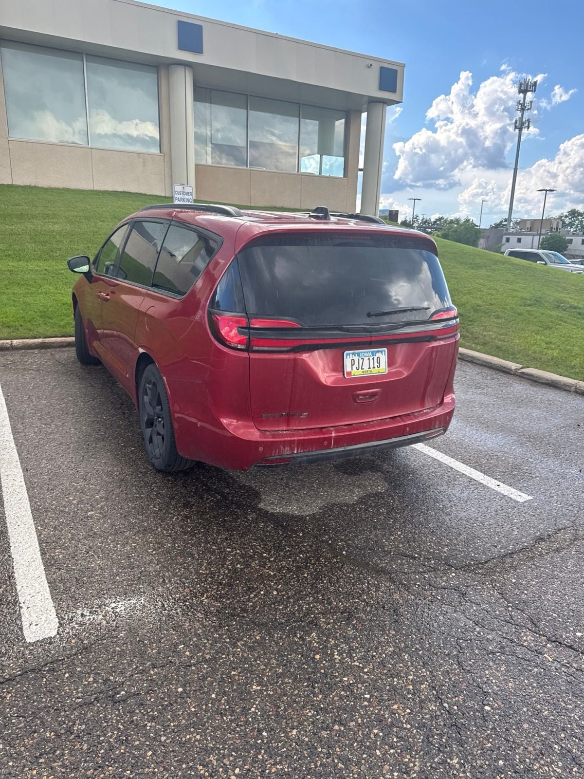 2024 Chrysler Pacifica Touring L S Appearance