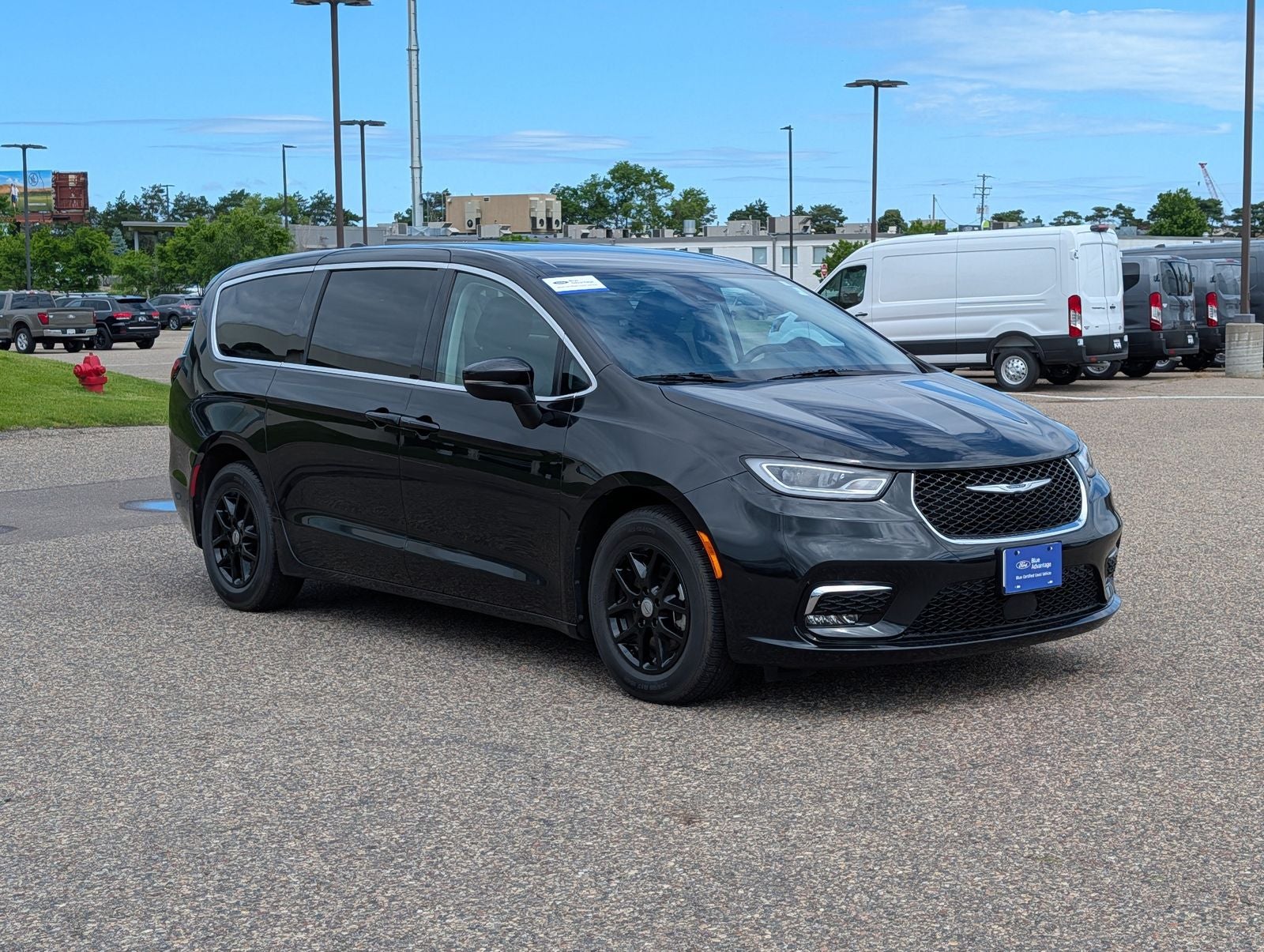 2023 Chrysler Pacifica Touring L
