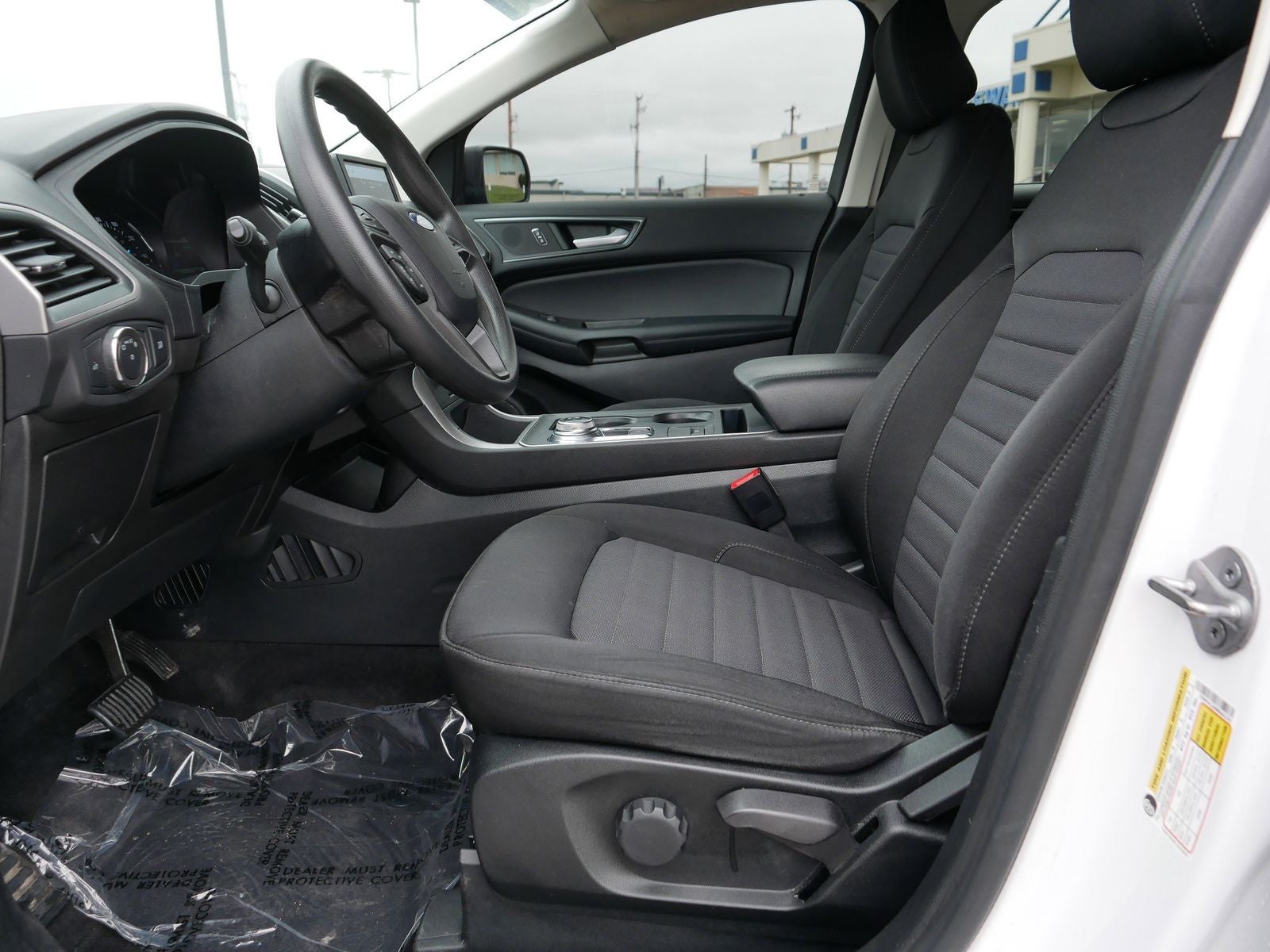 2022 Ford Edge SE