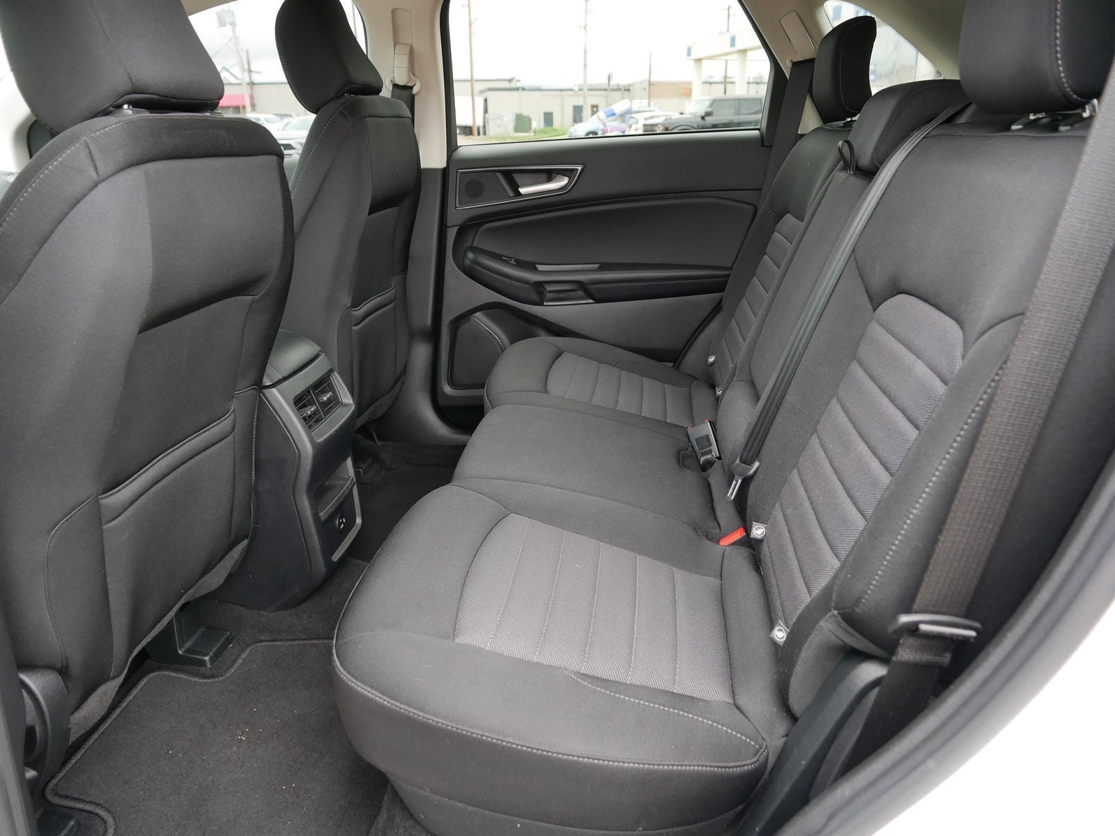 2022 Ford Edge SE