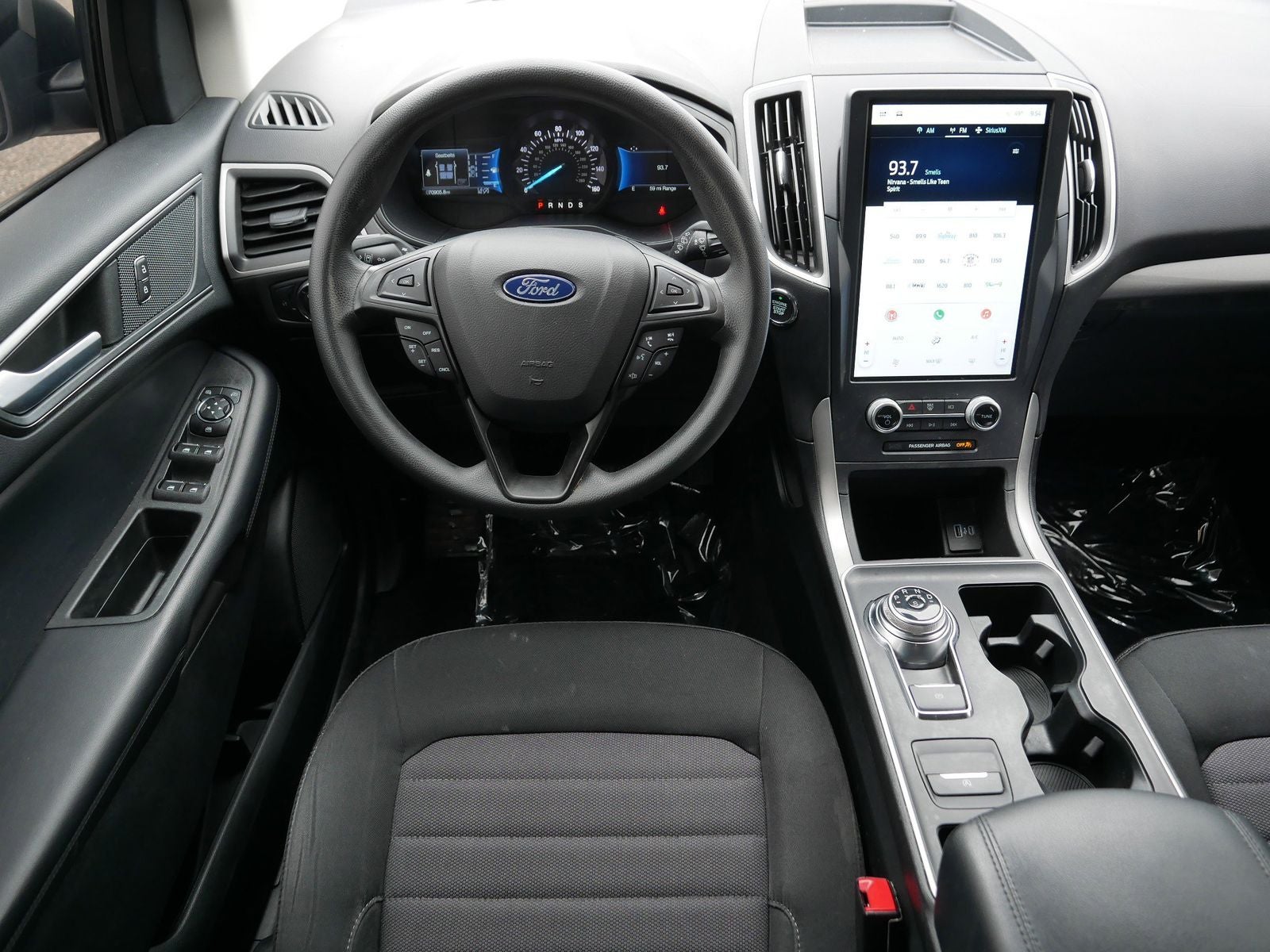 2022 Ford Edge SE
