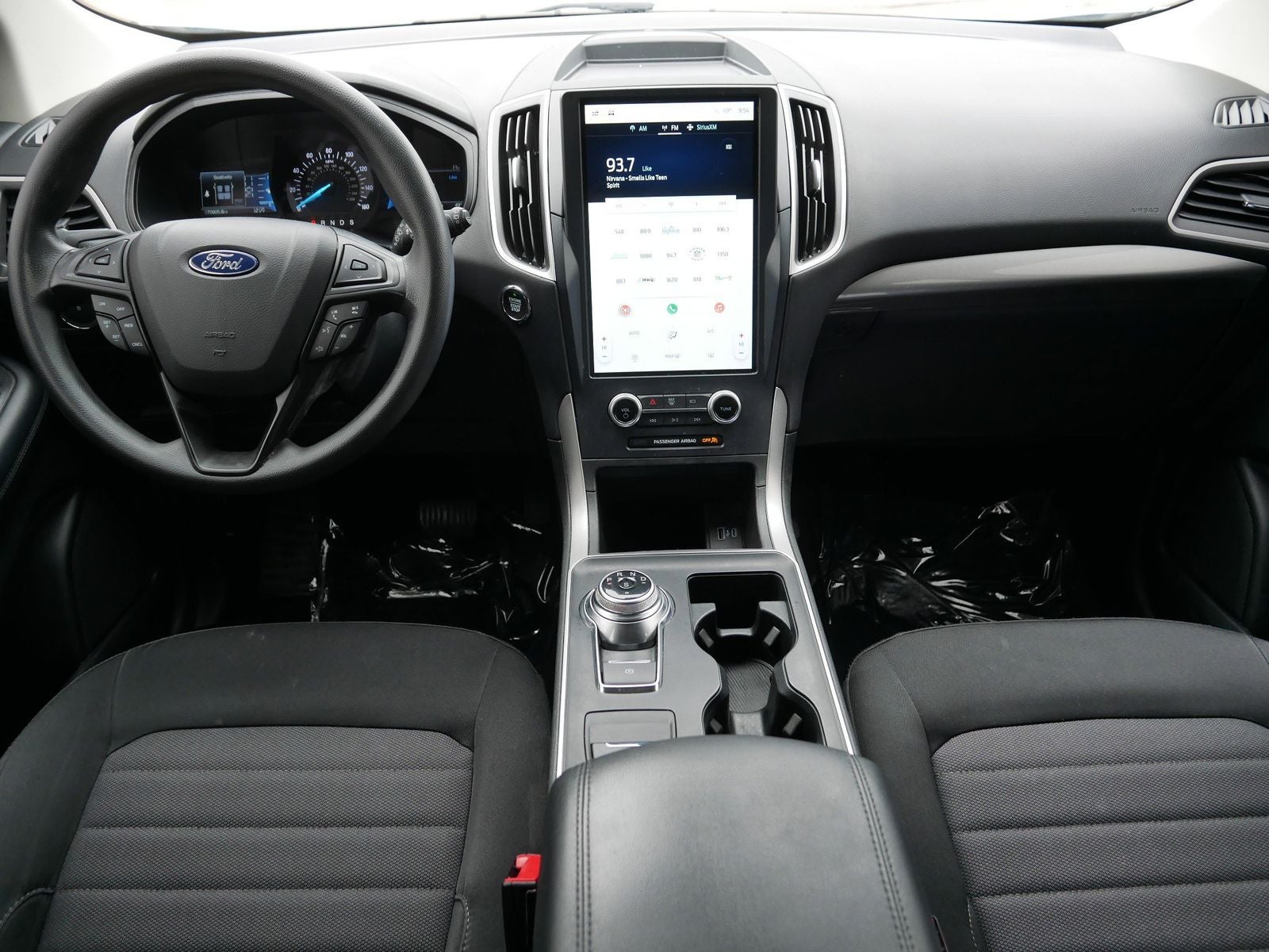 2022 Ford Edge SE