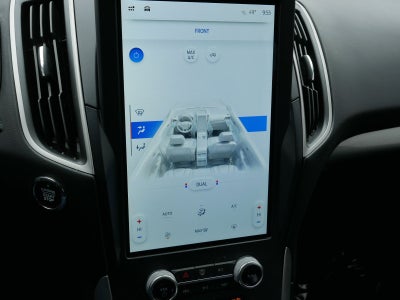 2022 Ford Edge SE