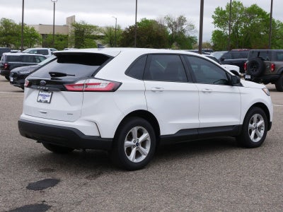 2022 Ford Edge SE