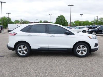 2022 Ford Edge SE