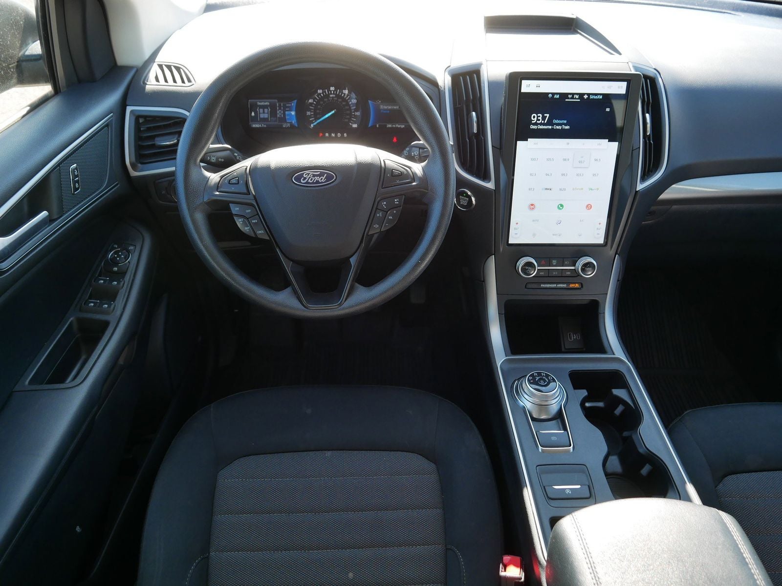 2022 Ford Edge SE