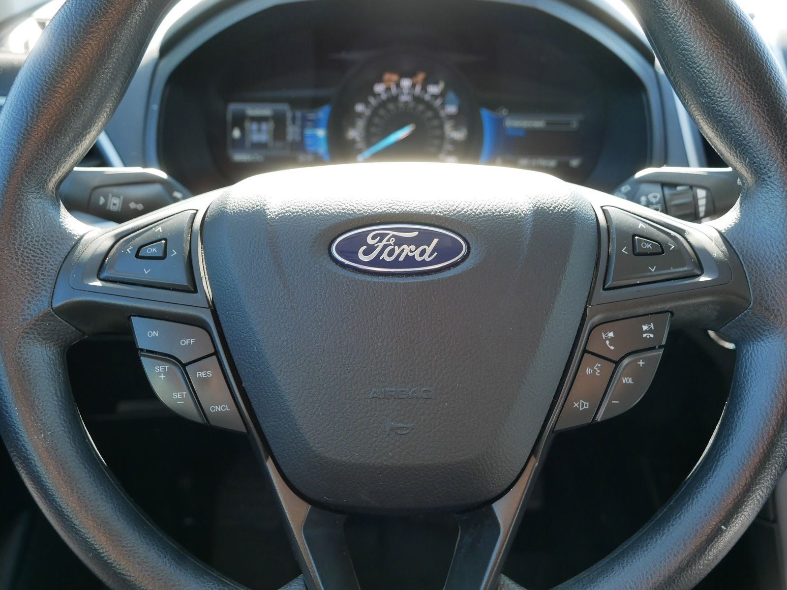 2022 Ford Edge SE