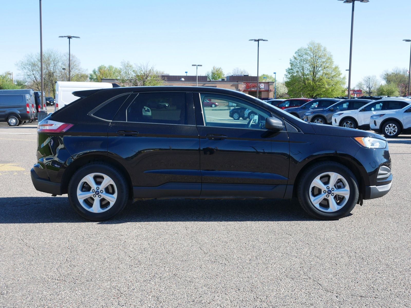 2022 Ford Edge SE
