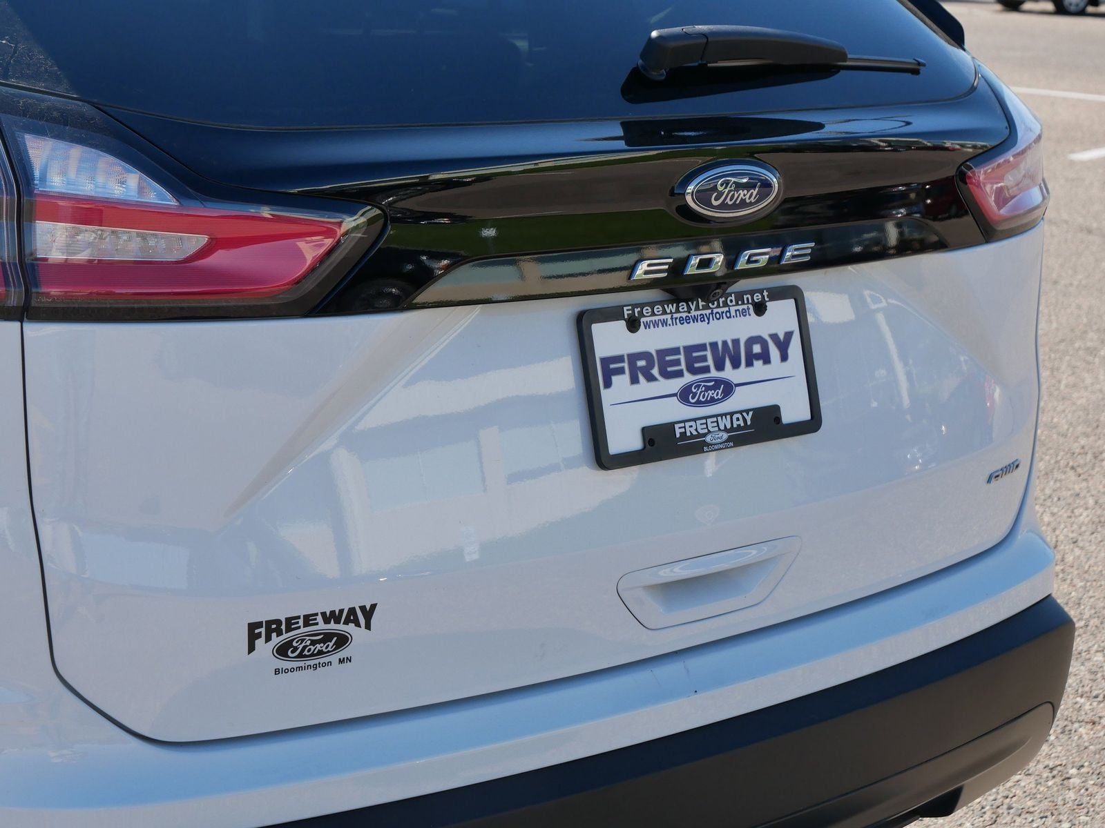 2022 Ford Edge SE