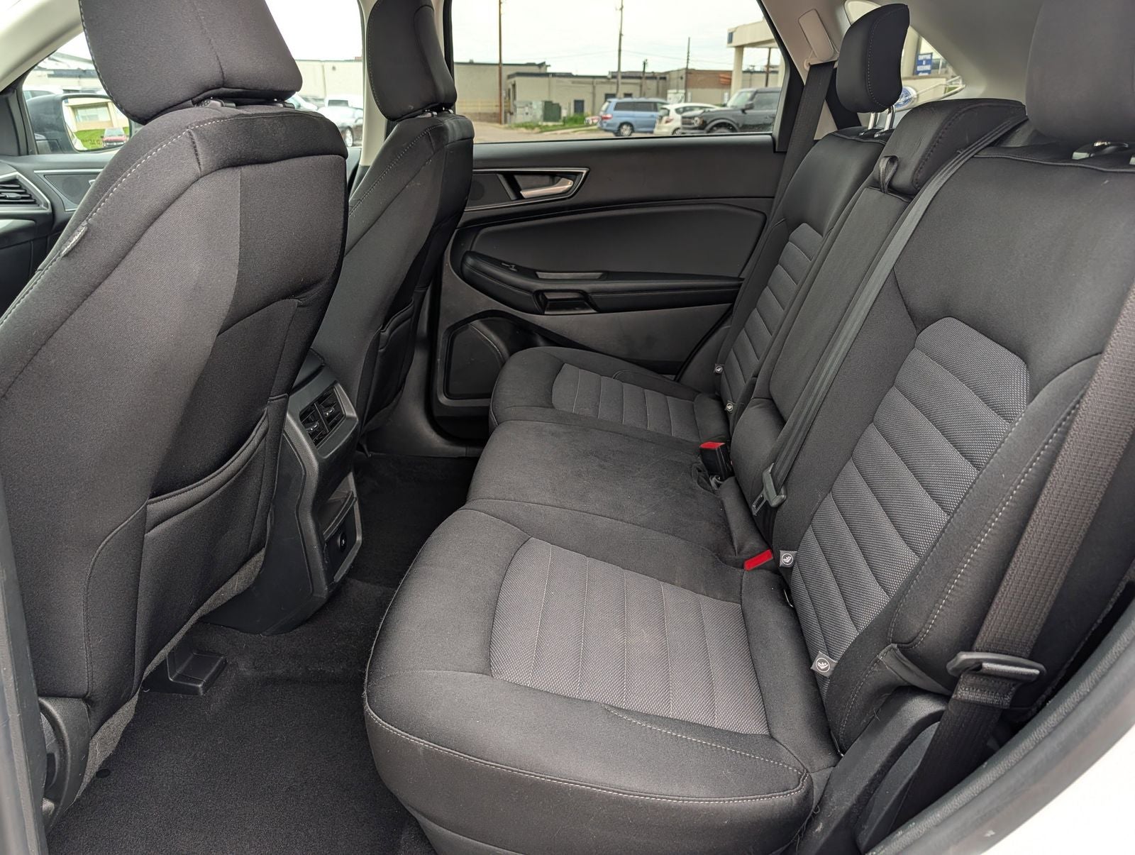 2022 Ford Edge SE